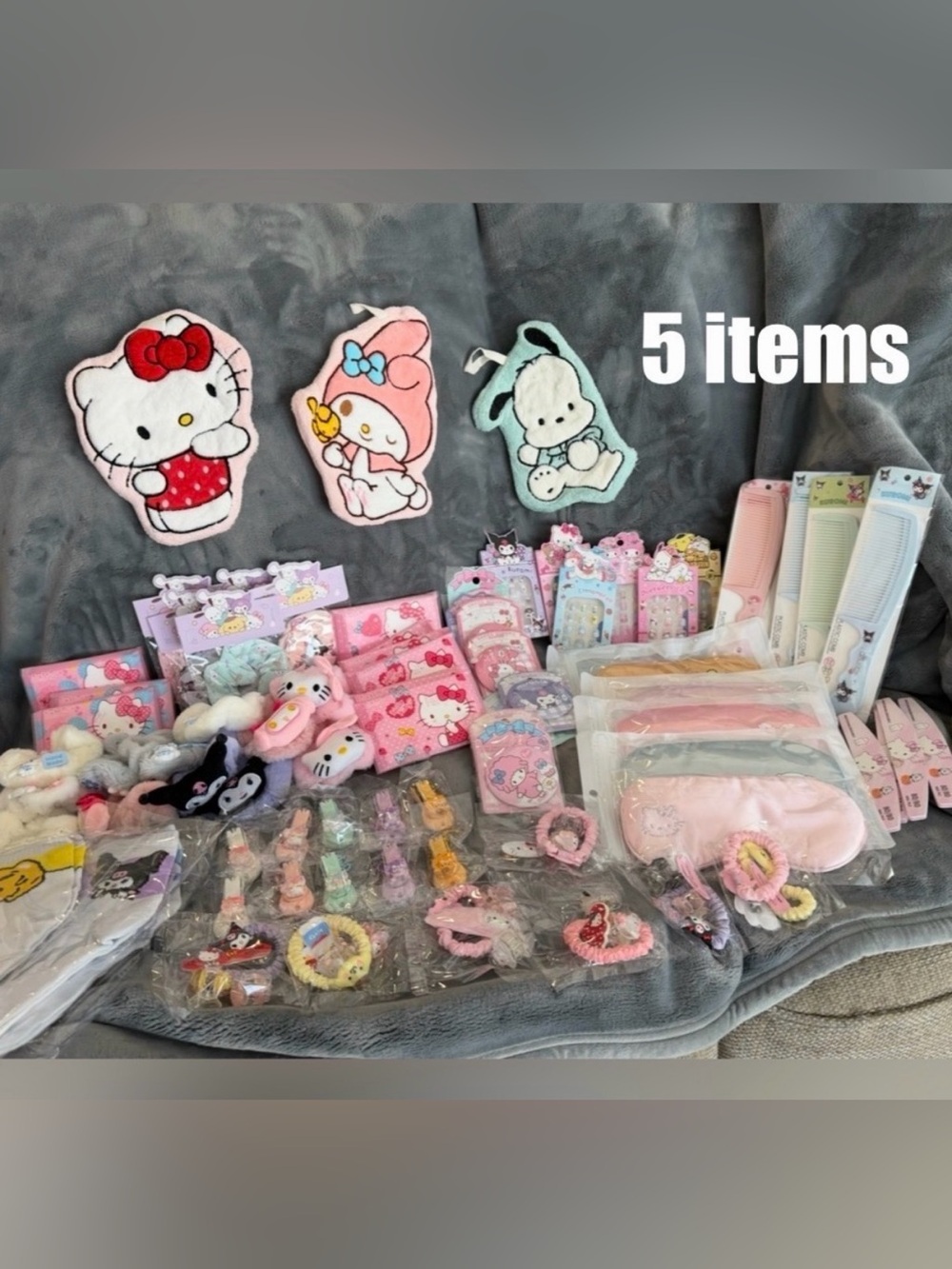 🩷🩷Sanrio MYSTERY BUNDLE w/ Hello Kitty Cherry Zippered Duffle Bag - Picture 7 of 12